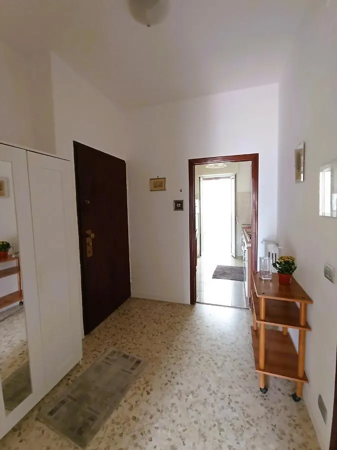 Casa Vacanze Alba Bari 0*,